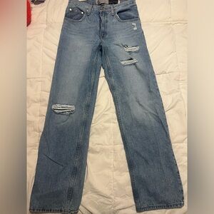 Light wash levi’s only worn once size 26
